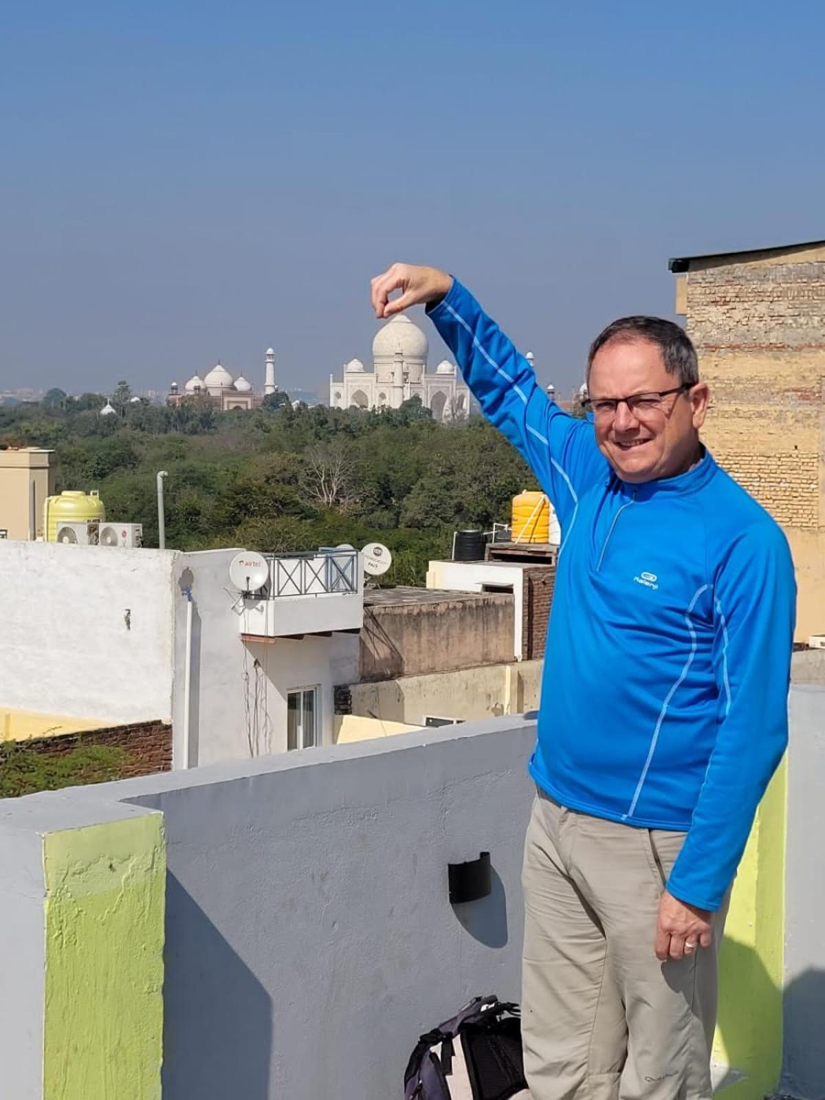 Big Brother Hostel Hotel Agra  Exterior foto